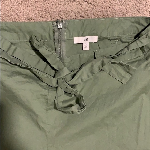 Nordstrom tie waist shorts - Picture 2 of 3